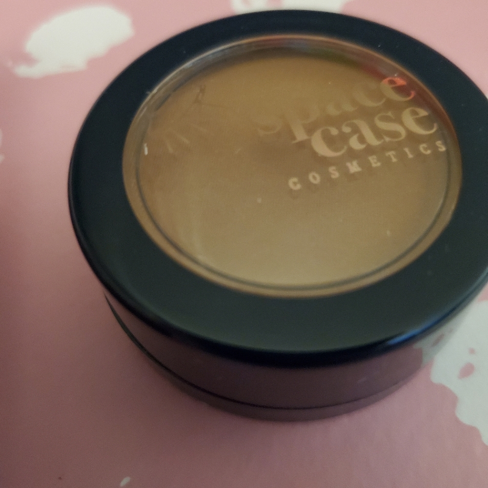 SPACE CASE COSMETICS

Fakecation Bronzer - Picture 7 of 8